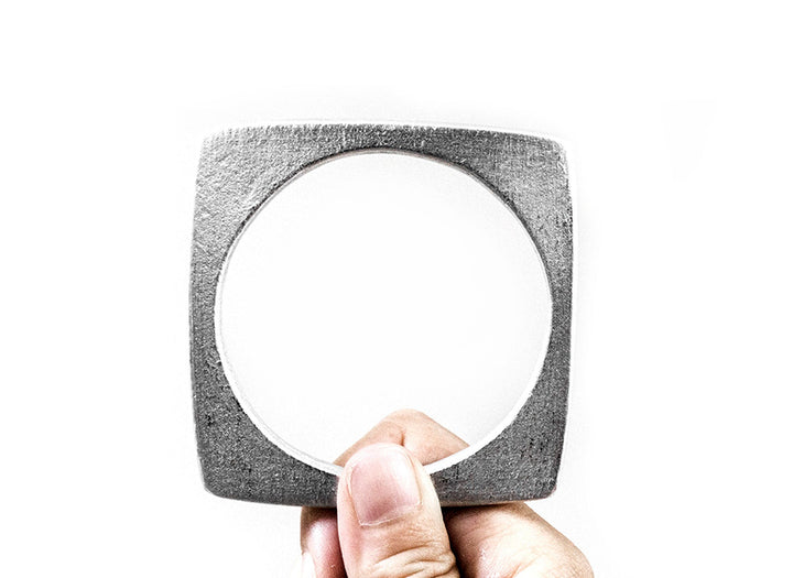 Square Bangle - Bracciale Rigido Quadrato in Alluminio Riciclato