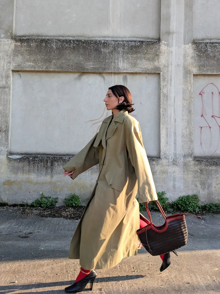 Carmel SOOK - Borsa in pelle intrecciata a mano - rosso rétro e caffè