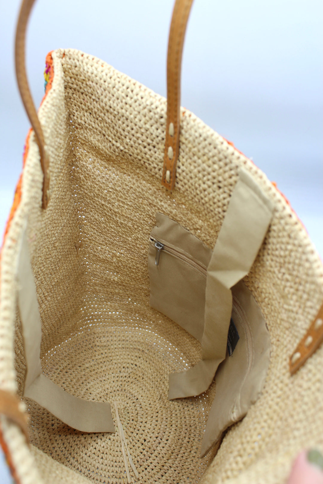 Flora SOOK - Borsa in rafia naturale fatta a mano con fiori ambra