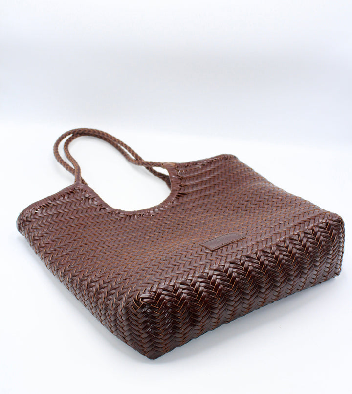 Liv SOOK - Borsa in pelle intrecciata a mano - caffè
