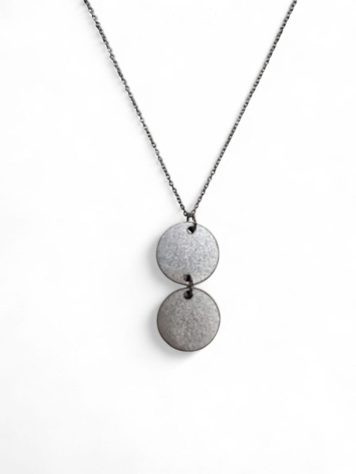 Collana Doppio Pendente Circolare in Alluminio | Realizzata a Mano in Laos – No War Factory