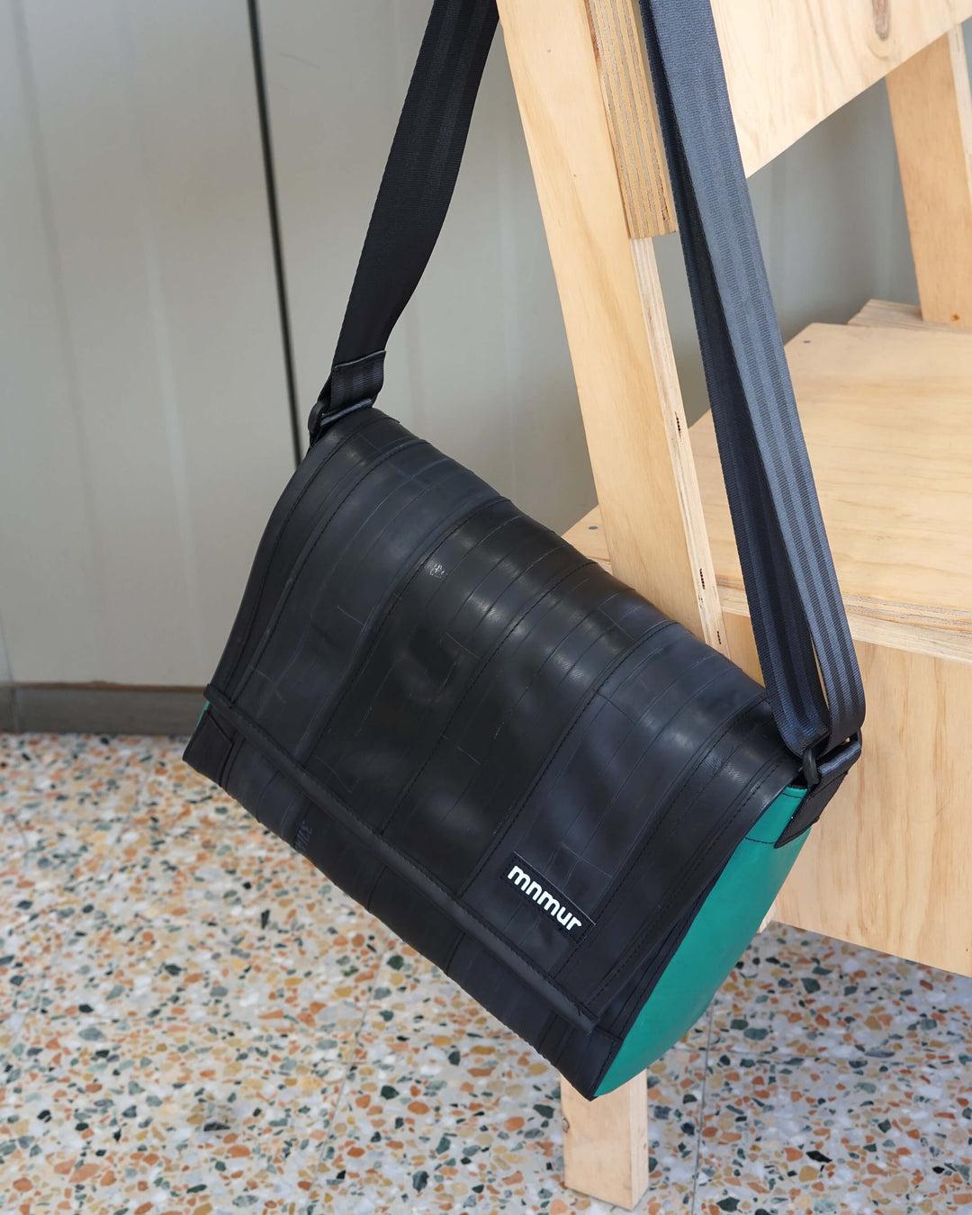 M100R - Borsa messenger