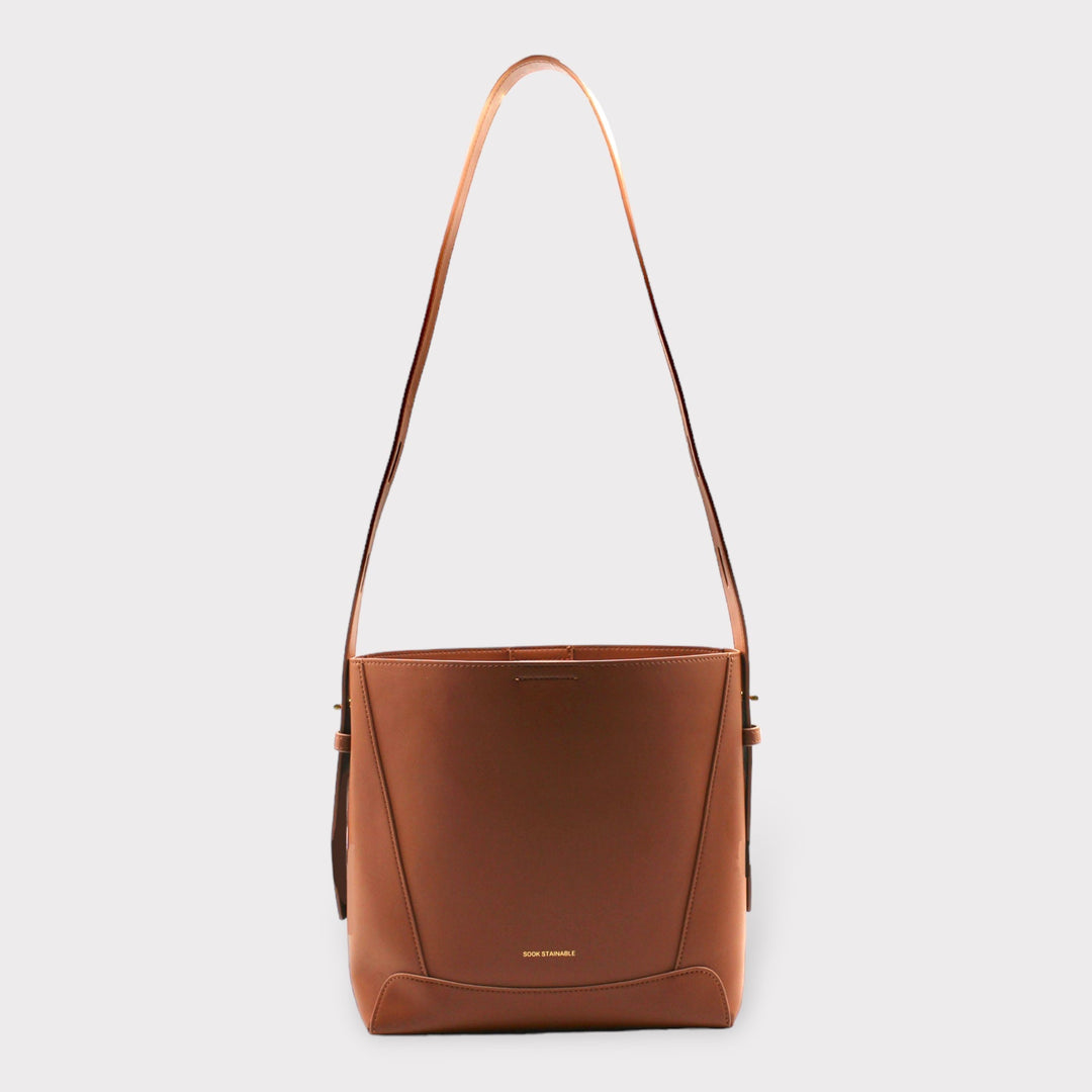 Oli SOOK - Borsa a spalla e a tracolla in pelle di mela - marrone