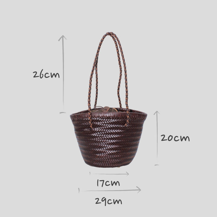 Carmel SOOK - Borsa a secchiello in pelle intrecciata a mano - cioccolato