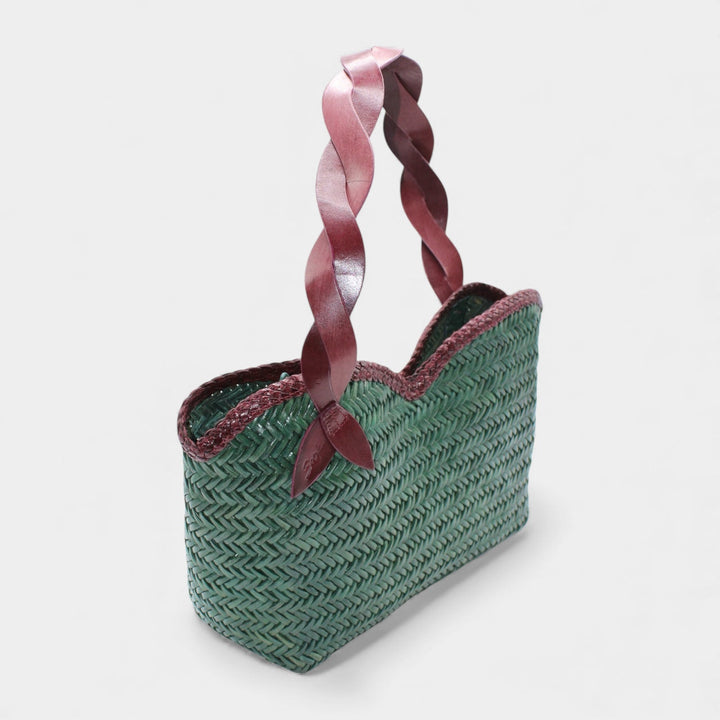 Léafa SOOK - Borsa a spalla in pelle conciata al vegetale - bordeaux e verde