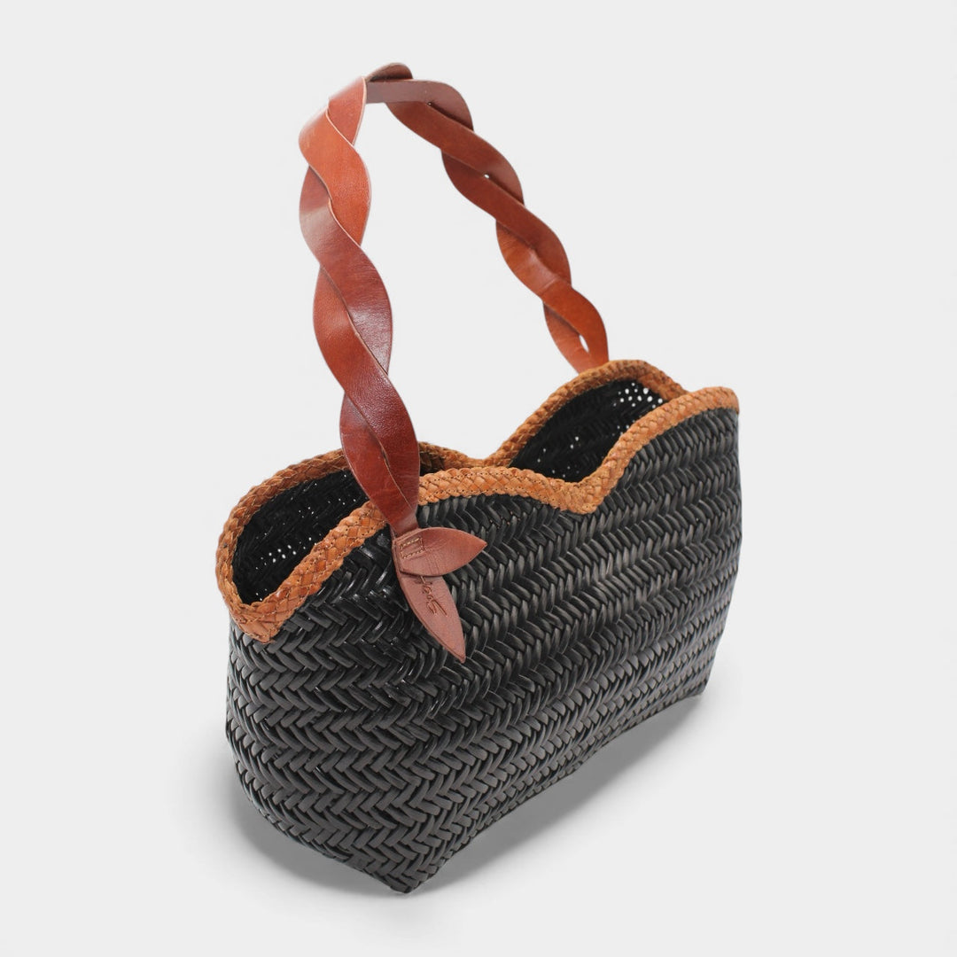 Léafa SOOK - Borsa a spalla in pelle conciata al vegetale - marrone e nero