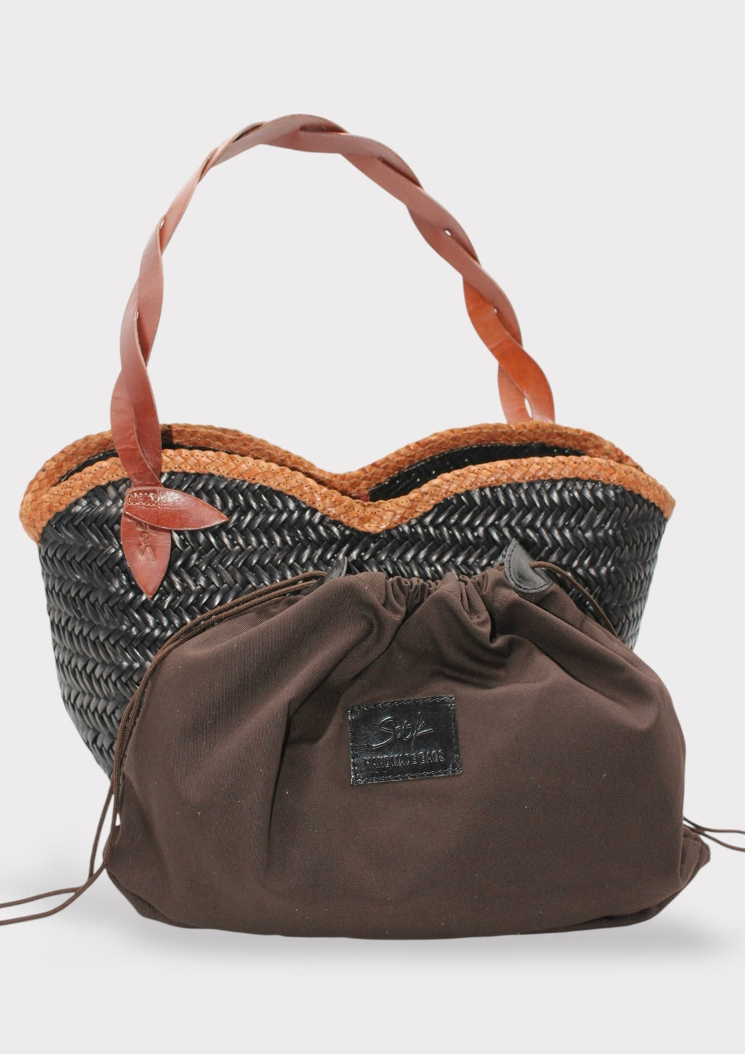 Léafa SOOK - Borsa a spalla in pelle conciata al vegetale - marrone e nero