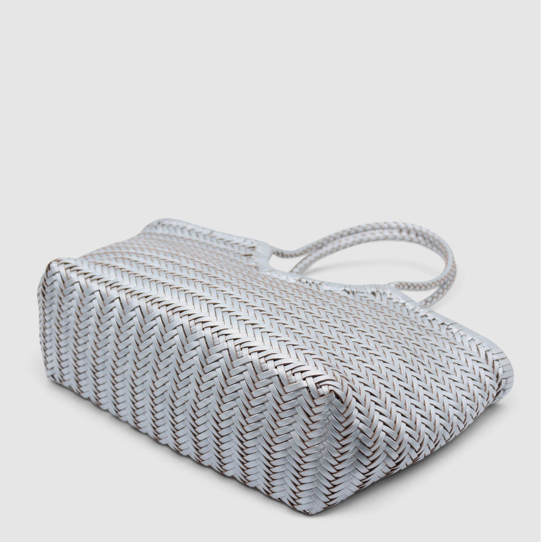 Tally SOOK - Borsa intrecciata a mano con finitura metallizzata - argento
