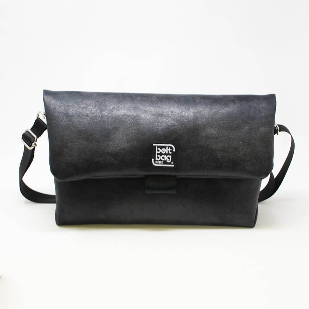 FLAP BG similpelle effetto vintage colore nero con chiusura in cintura nera FRONT