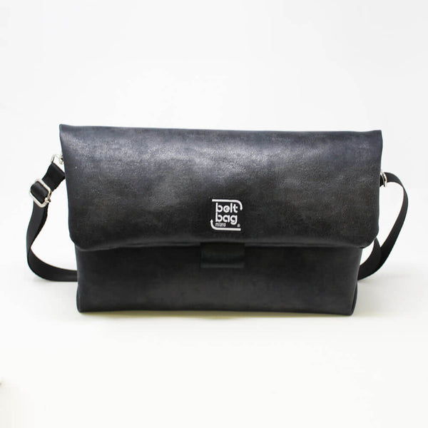 FLAP BG similpelle effetto vintage colore nero con chiusura in cintura nera FRONT