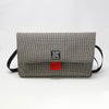 FLAP BG tweed scozzese bianco-nero con chiusura in cintura rossa FRONT