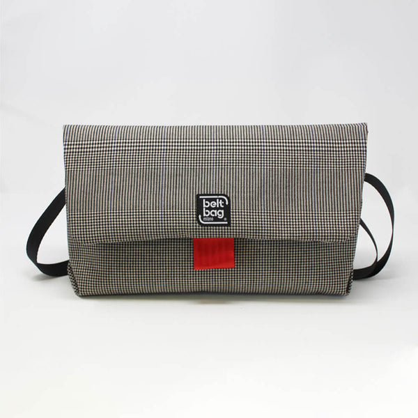 FLAP BG tweed scozzese bianco-nero con chiusura in cintura rossa FRONT