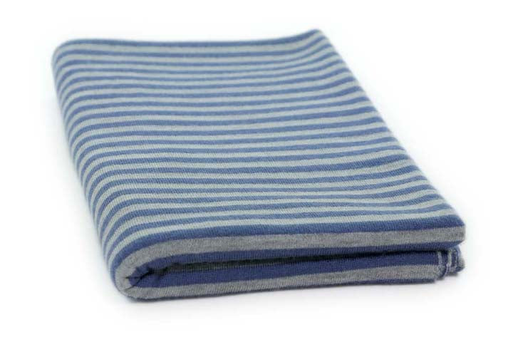 Copertina per culla in cashmere e seta grigio chiaro | blu lavagna