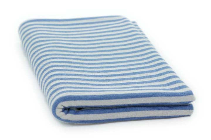 Copertina per culla in cashmere e seta bianco panna | azzurro fiordaliso