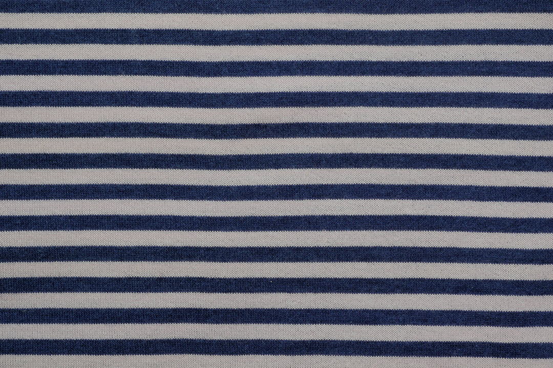 Copertina per culla in cashmere e seta rosa antico | blu oltremare