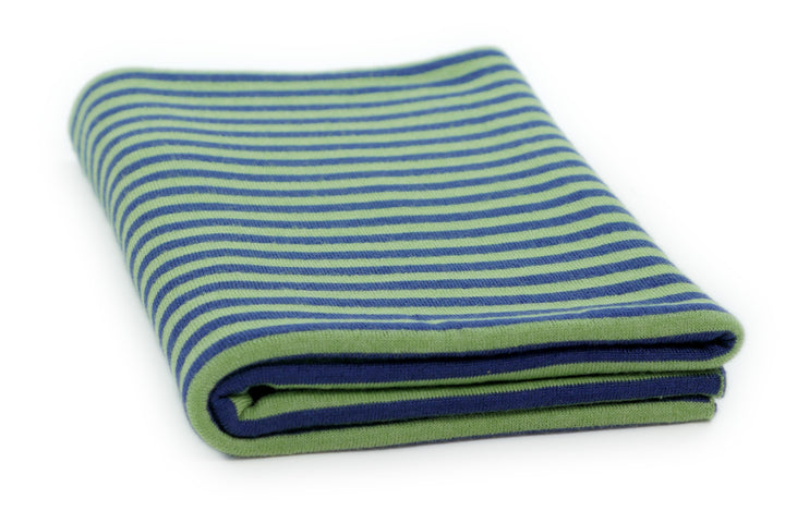 Copertina per culla in cashmere e seta blu notte | verde grillo