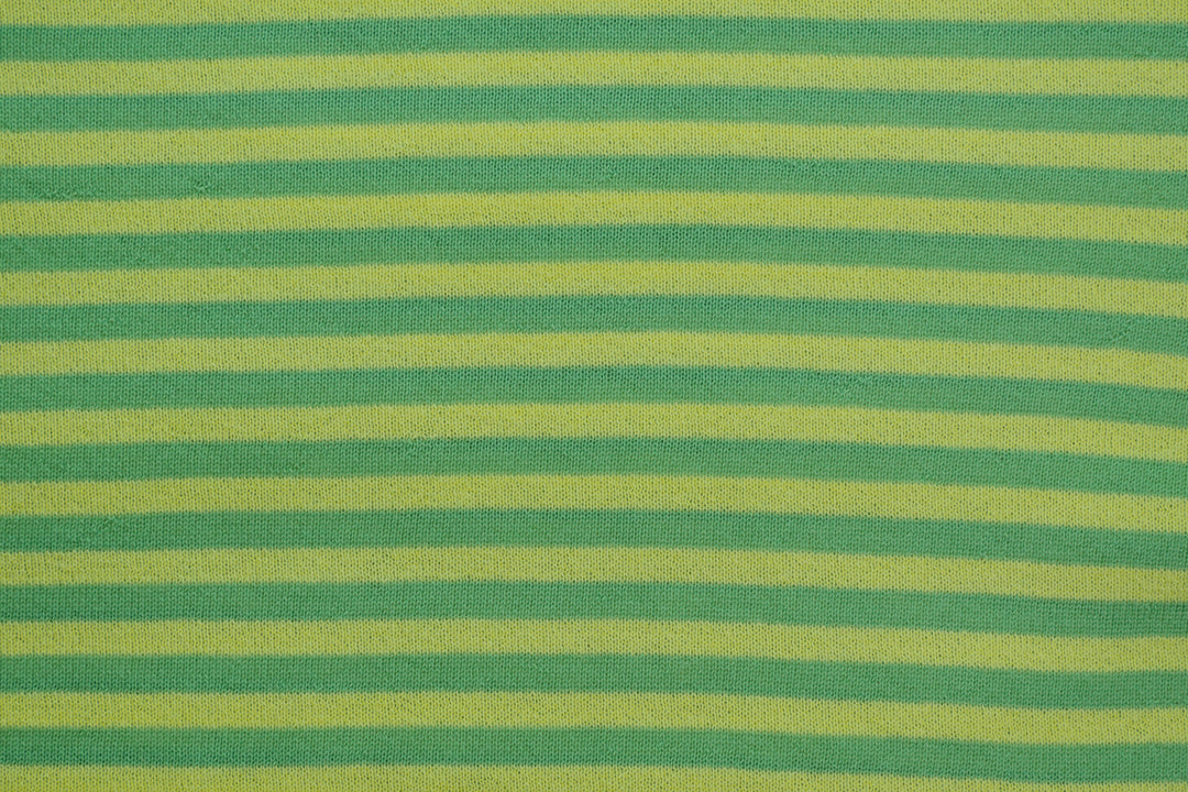 Copertina per culla in cashmere e seta verde grillo | giallo lime
