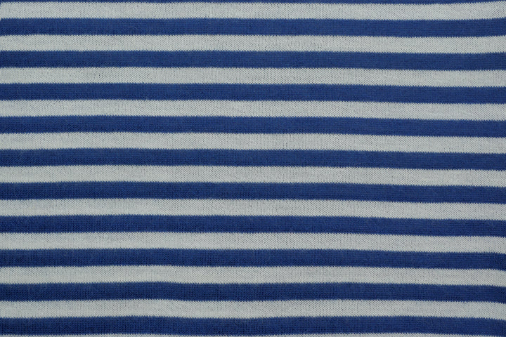 Copertina per culla in cashmere e seta panna | blu oltremare