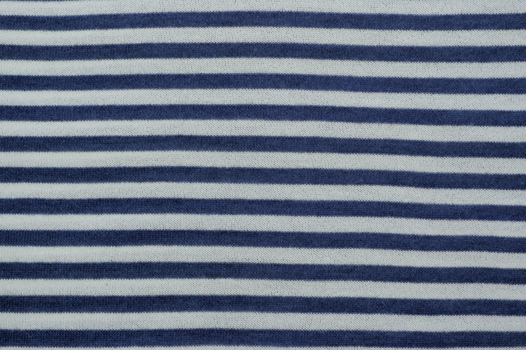 Copertina per lettino in cashmere e seta bianco | blu oltremare