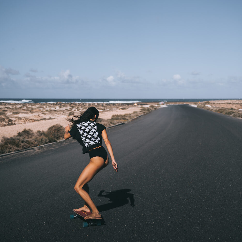 crop black t shirt nera back skate ®MIcheleBorboni