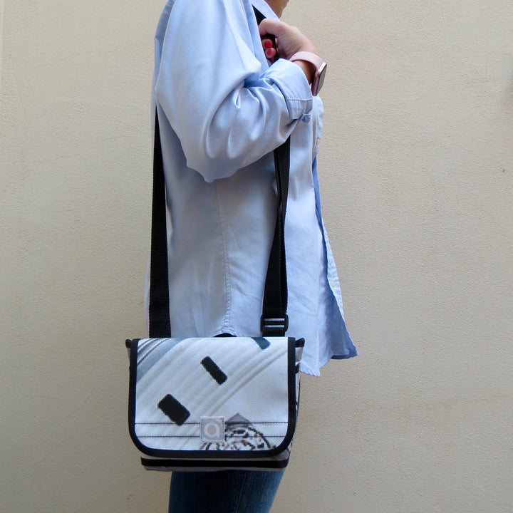 Borsa a tracollina Genève Un