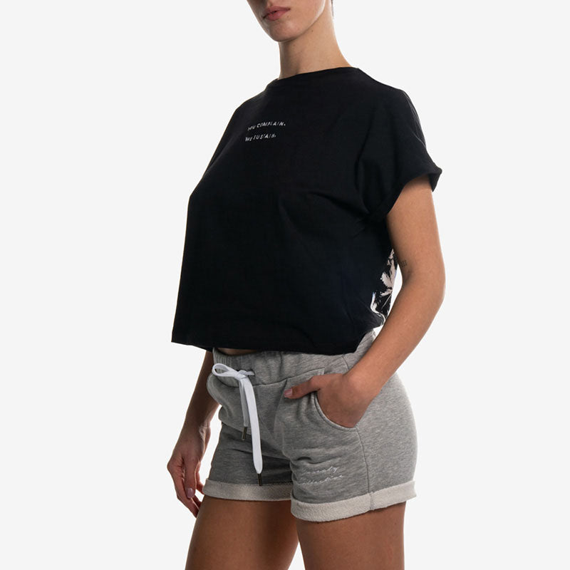 crop black t shirt nera side
