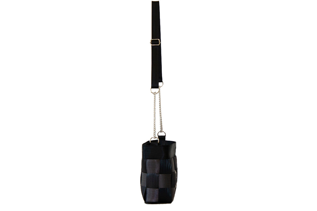 borsa clutch in cinture di sicurezza intrecciate